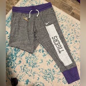 LSU Nike Womens Capris
